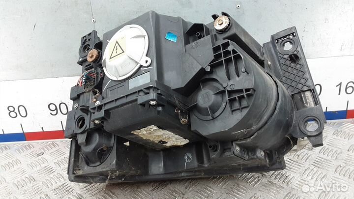 Фара Land Rover Discovery 3 (2004-2009)