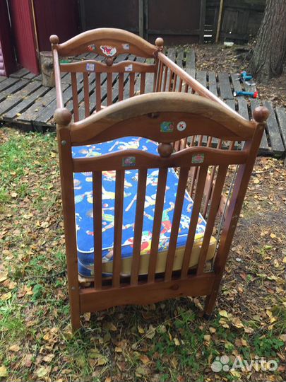 Детская кроватка