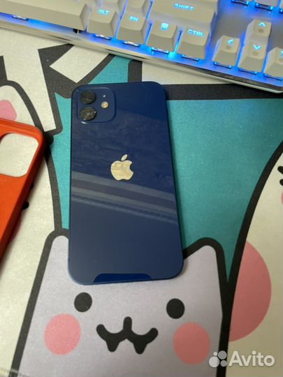 iPhone 12, 64 ГБ