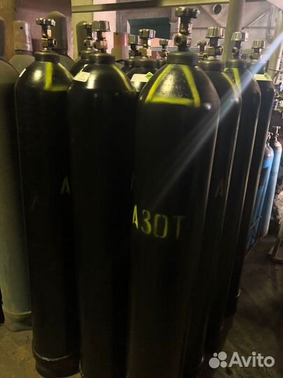 Кислород в баллонах