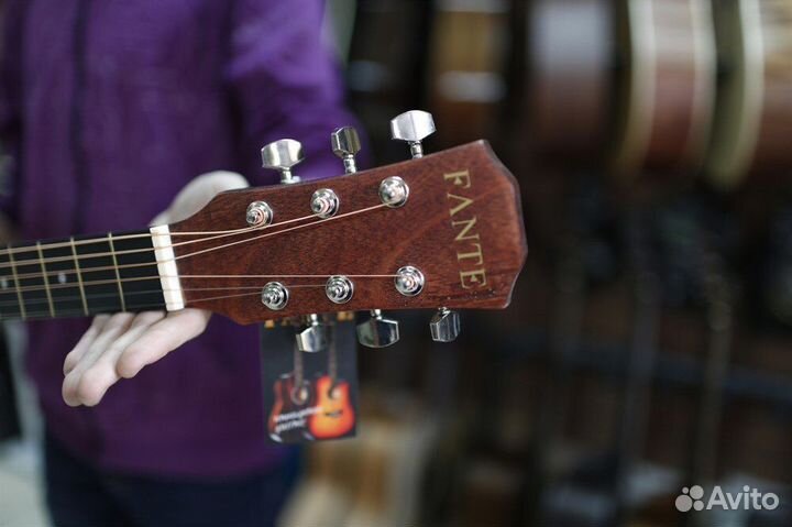 Акустическая гитара Fante + Аксессуар