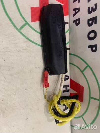 Подушка безопасности в сидение передняя правая