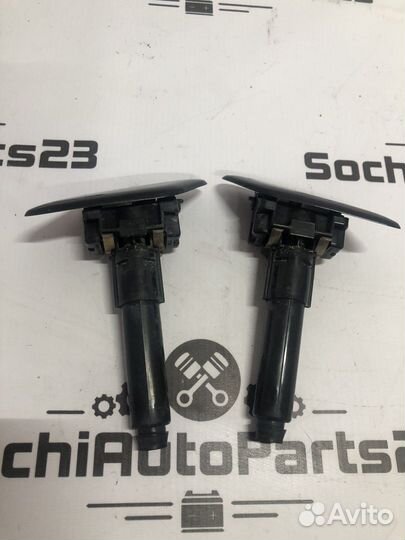 Форсунка омывателя фары Toyota Camry V70