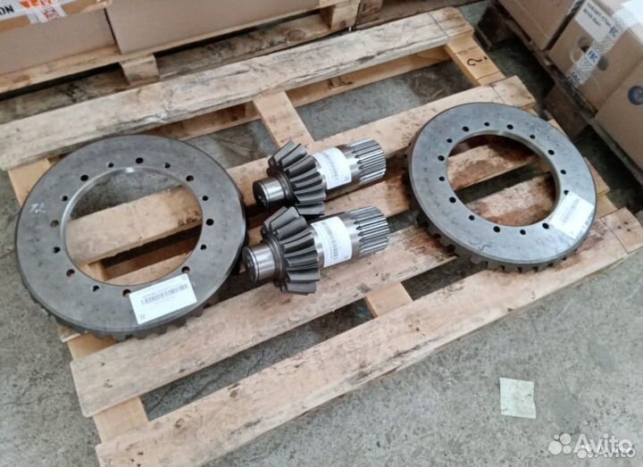 Шестерня коническая к-700 комплект