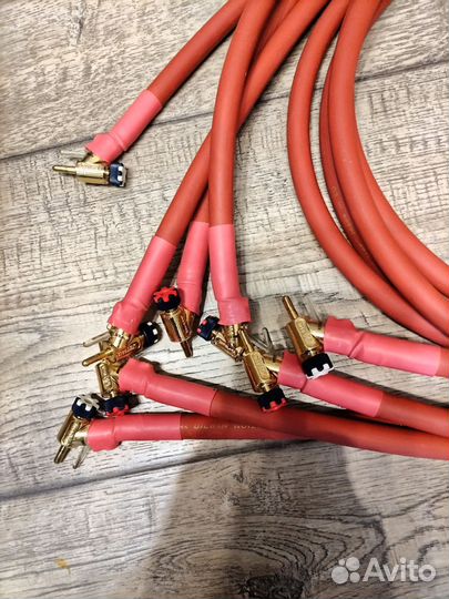 Акустический кабель Van den Hul The Revelation