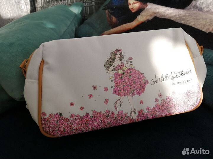 Сумки женские и косметички