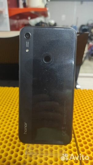 Смартфон Honor 8A