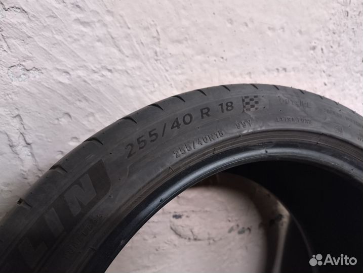 Michelin Pilot Sport 4 225/45 R18 и 255/40 R18 99Y