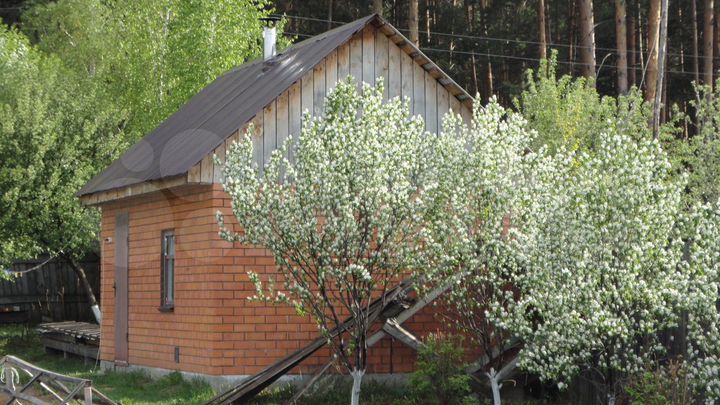 Дом 30 м² на участке 21 сот.