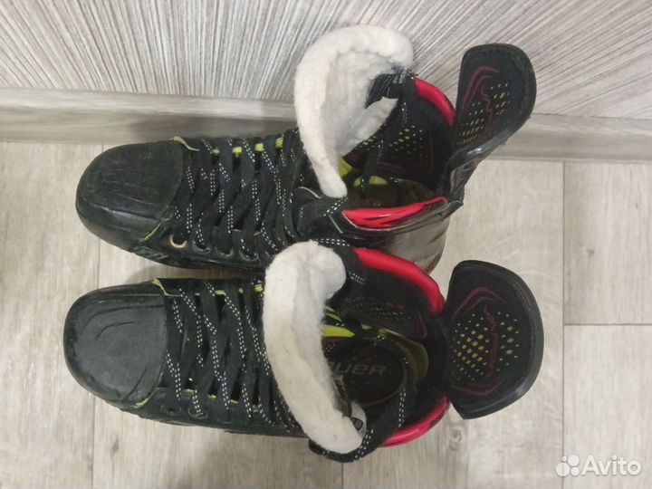 Хоккейные коньки bauer vapor 2х