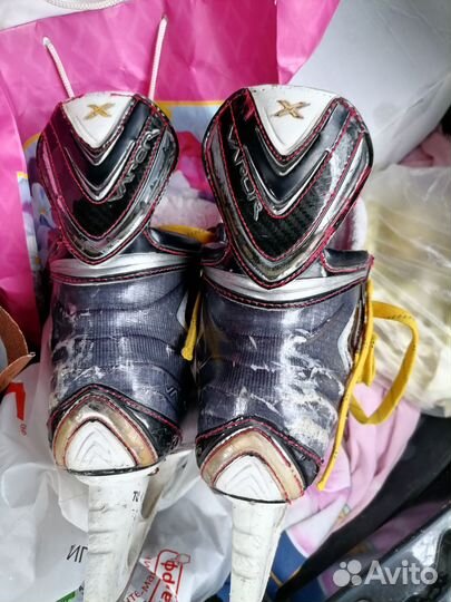 Хоккейные коньки bauer