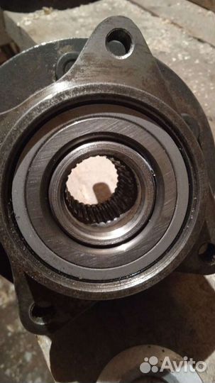 Восстановленная Ступица land Rover discovery 3 -4