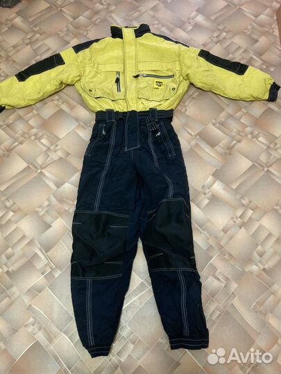 Горнолыжный комбинизон