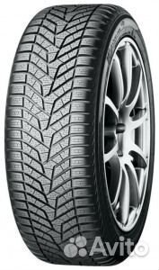 Yokohama BluEarth Winter V905 285/35 R21 105V