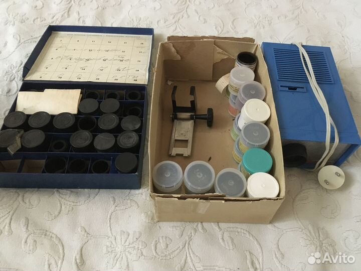 Проектор для диафильмов с плёнками