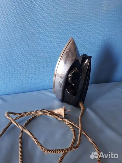 Утюг с терморегулятором