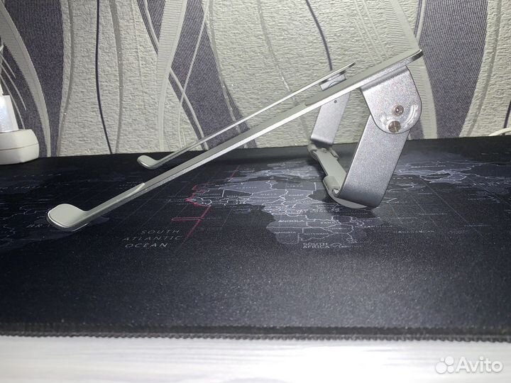 Подставка для ноутбука