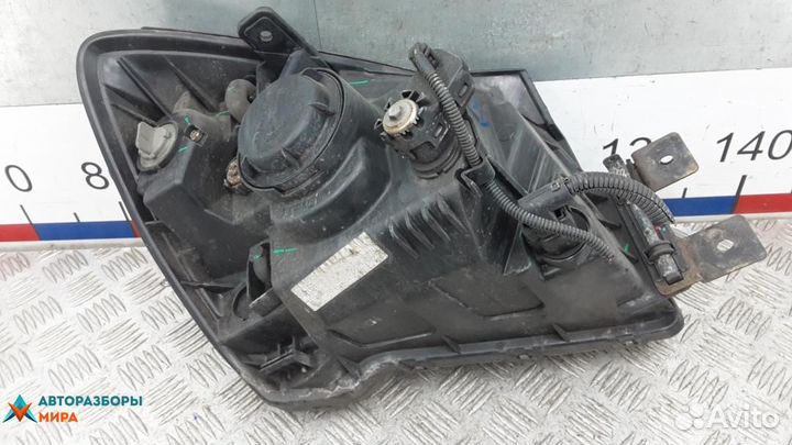 Фара левая Kia Sportage 2 2008
