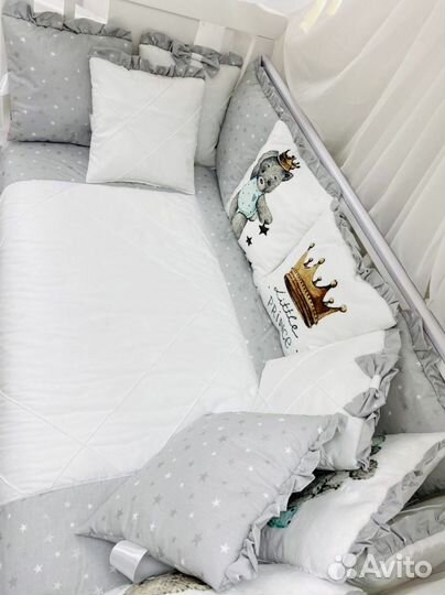 Комплект в детскую кроватку