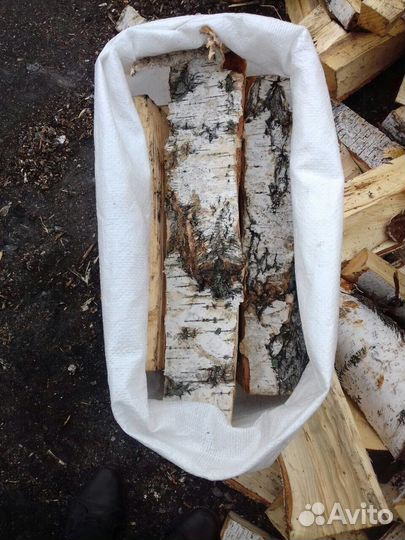 Дрова березовые сетки и навалом