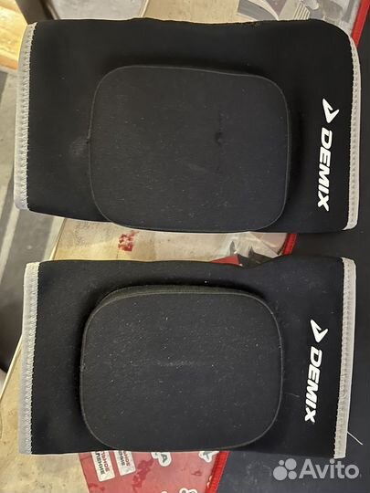 Наколенники