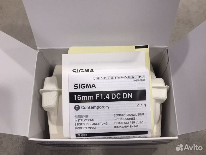 Sigma AF 16mm f/1.4 DC DN Contemporary Новые