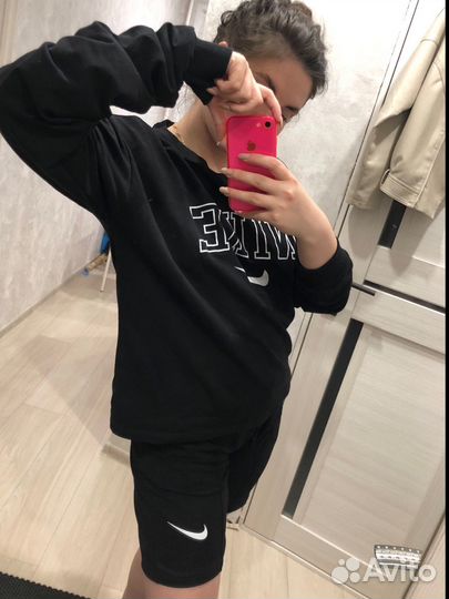 Спортивный костюм женский