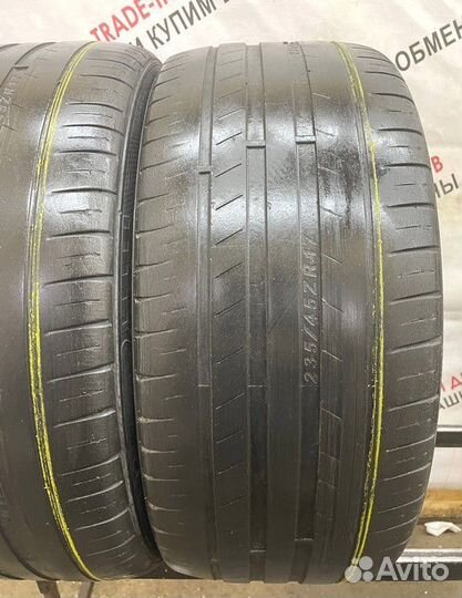 Kapsen Headking S2000 235/45 R17 97S