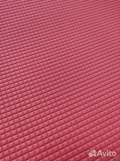 Коврик для йоги и фитнеса