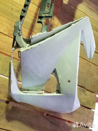 Передний бампер Lexus RX 2017