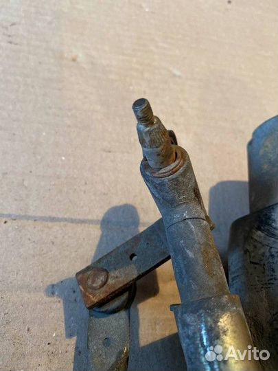 Трапеция стеклоочистителей