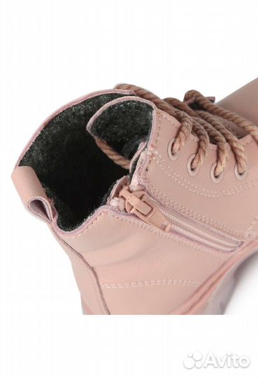 Ботинки для девочки новые