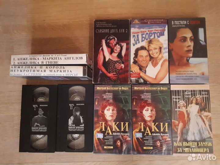 Видеокассеты с мультфильмами, комедии