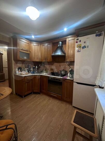 4-к. квартира, 100 м², 1/9 эт.