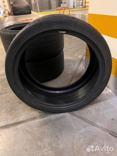 Michelin Pilot Super Sport 265/35 R20 95ZR