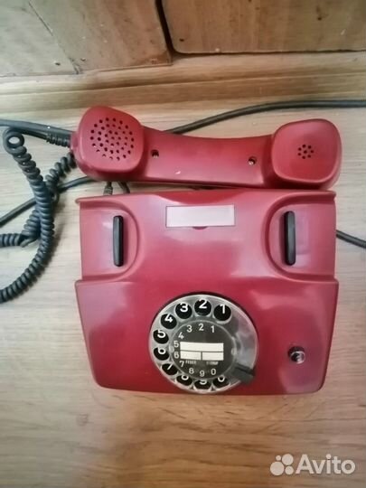 Телефон дисковый проводной