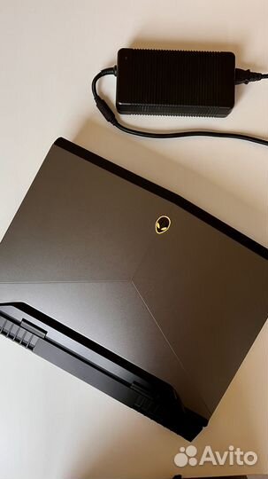 Игровой ноутбук Alienware 17 r4