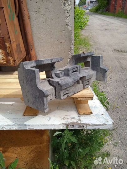 Абсорбер бампера Ниссан Ноут