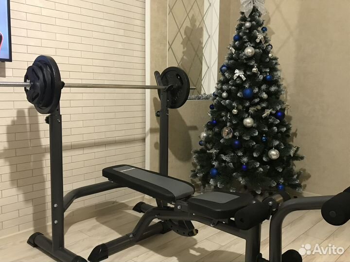 Скамья для жима со стойками и штангой бу