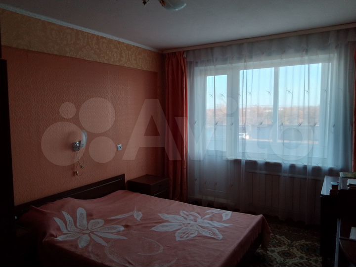 4-к. квартира, 81 м², 2/5 эт.