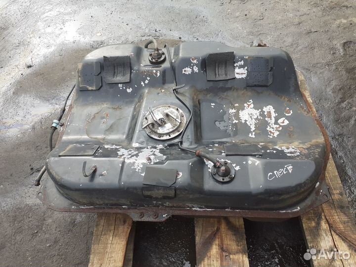 Топливный бак (бензобак) Kia Spectra