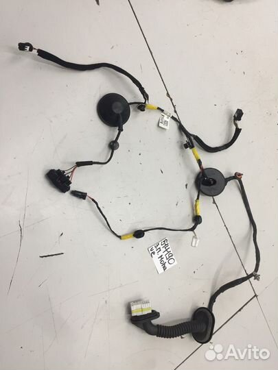 Электропроводка двери задняя правая (Kia Mohave)