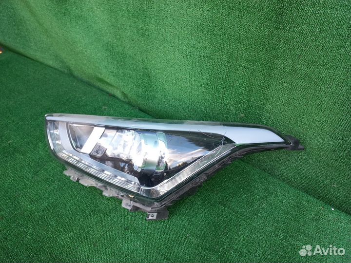 Фара левая Hyundai Creta 2016