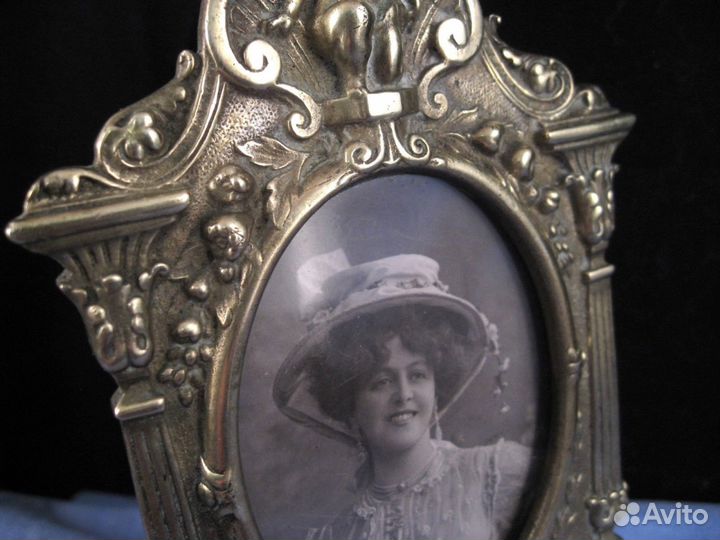 Старинная рамка для фотографий