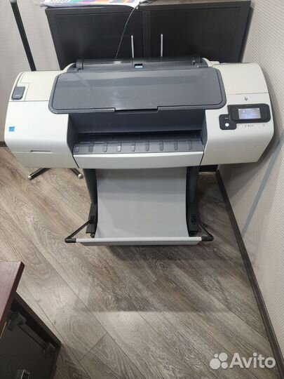 Цветной плоттер HP Designjet T790