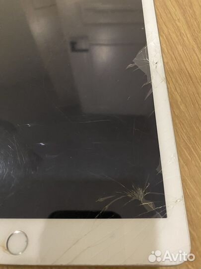 iPad a1823 5 поколение (2017) 128gb+cellur