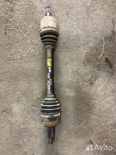 Полуось (привод) левая (Hyundai Sonata)