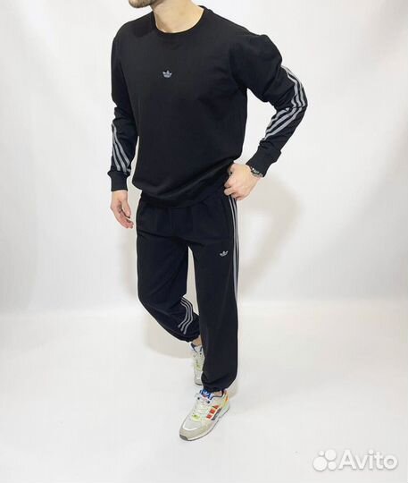 Спортивные костюмы Adidas