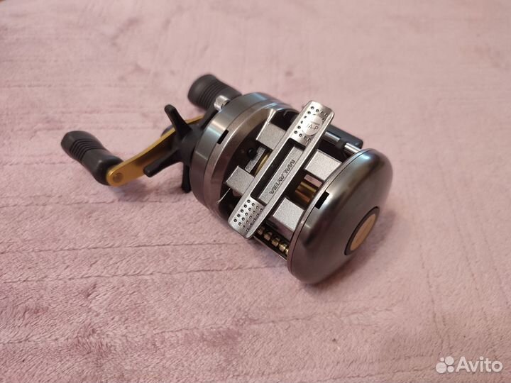 Новая катушка Shimano Corvalus 301