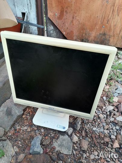 Монитор acer 17